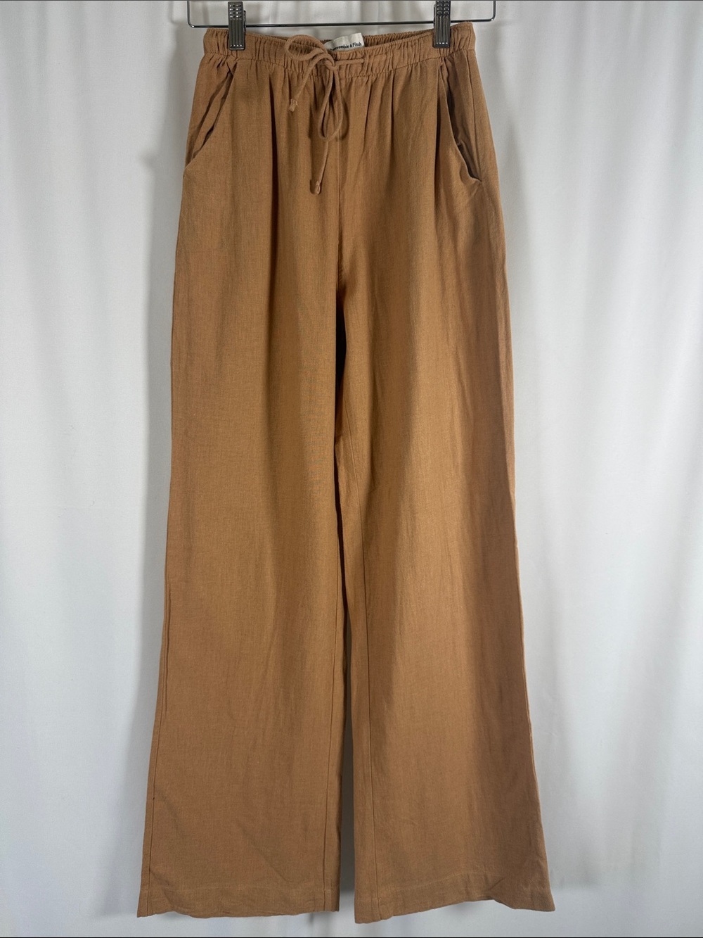 Abercrombie & Fitch Wide-Leg Drawstring Linen Pants - Tan